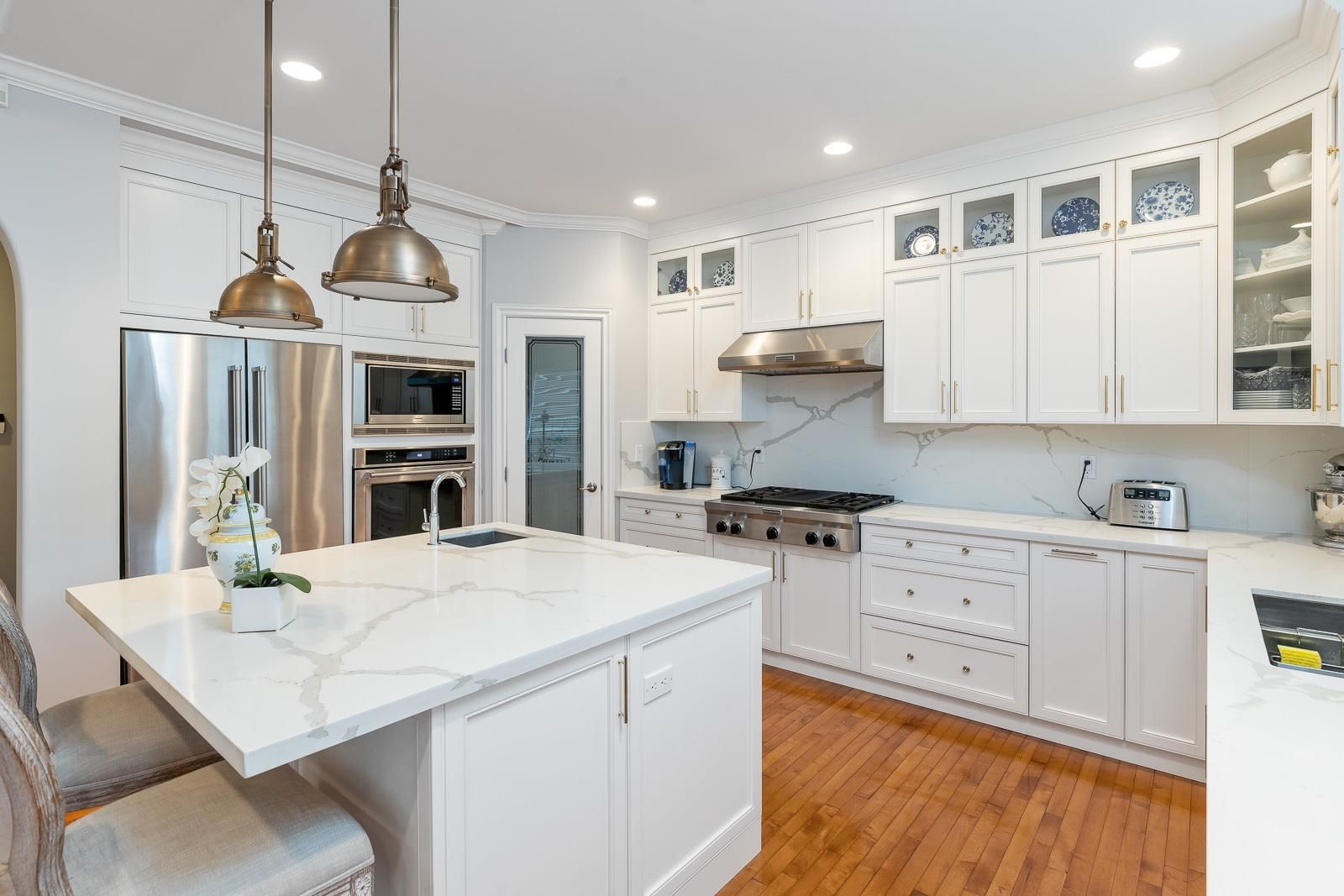 Listing Image 19