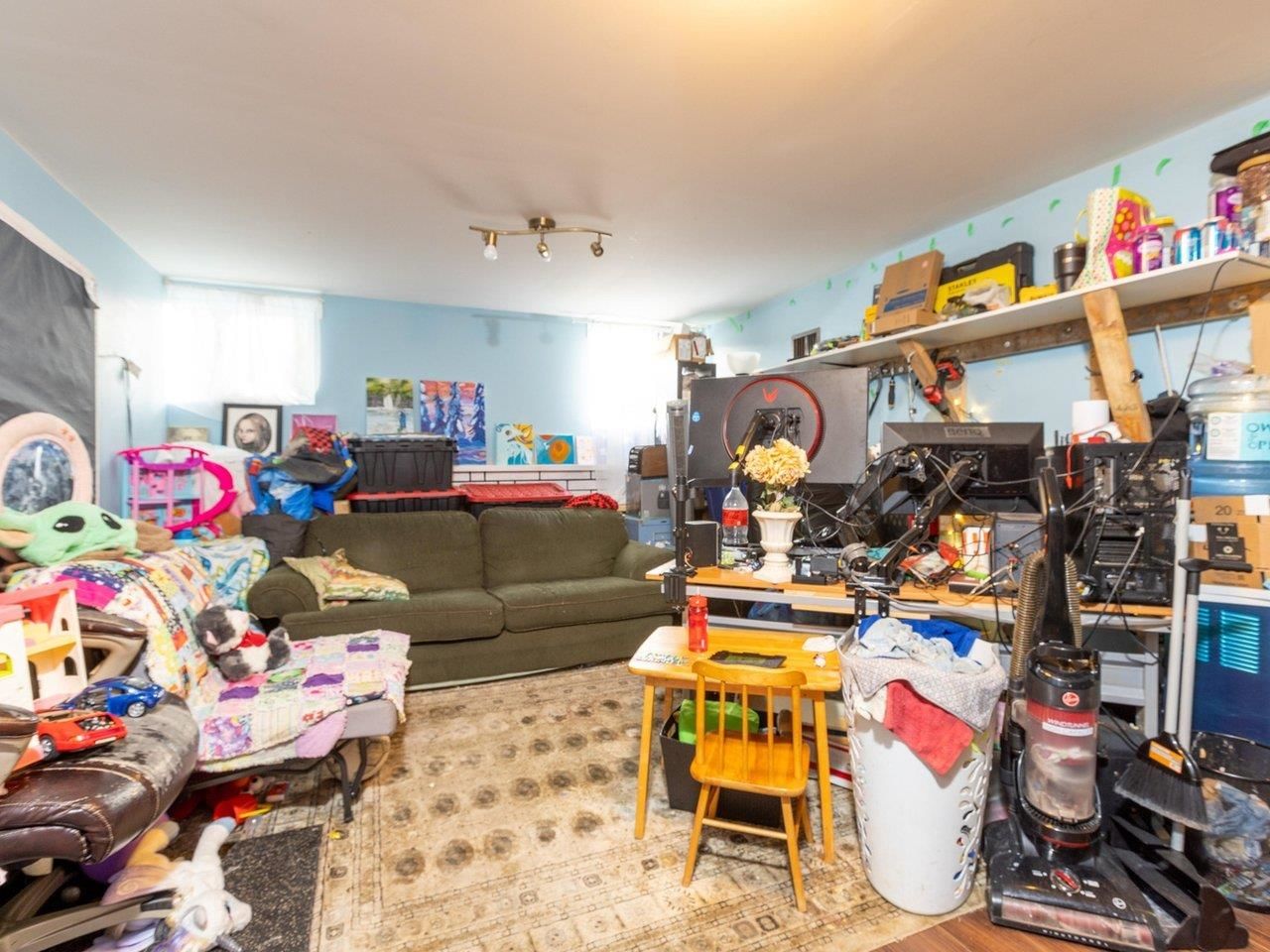 Listing Image 17