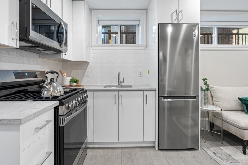 Listing Image 19