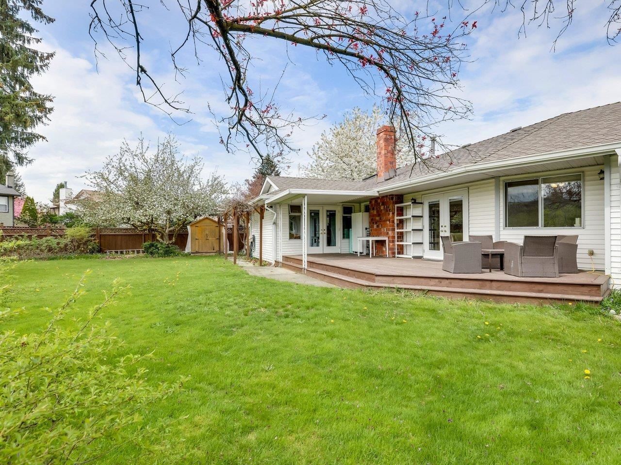 Listing Image 16