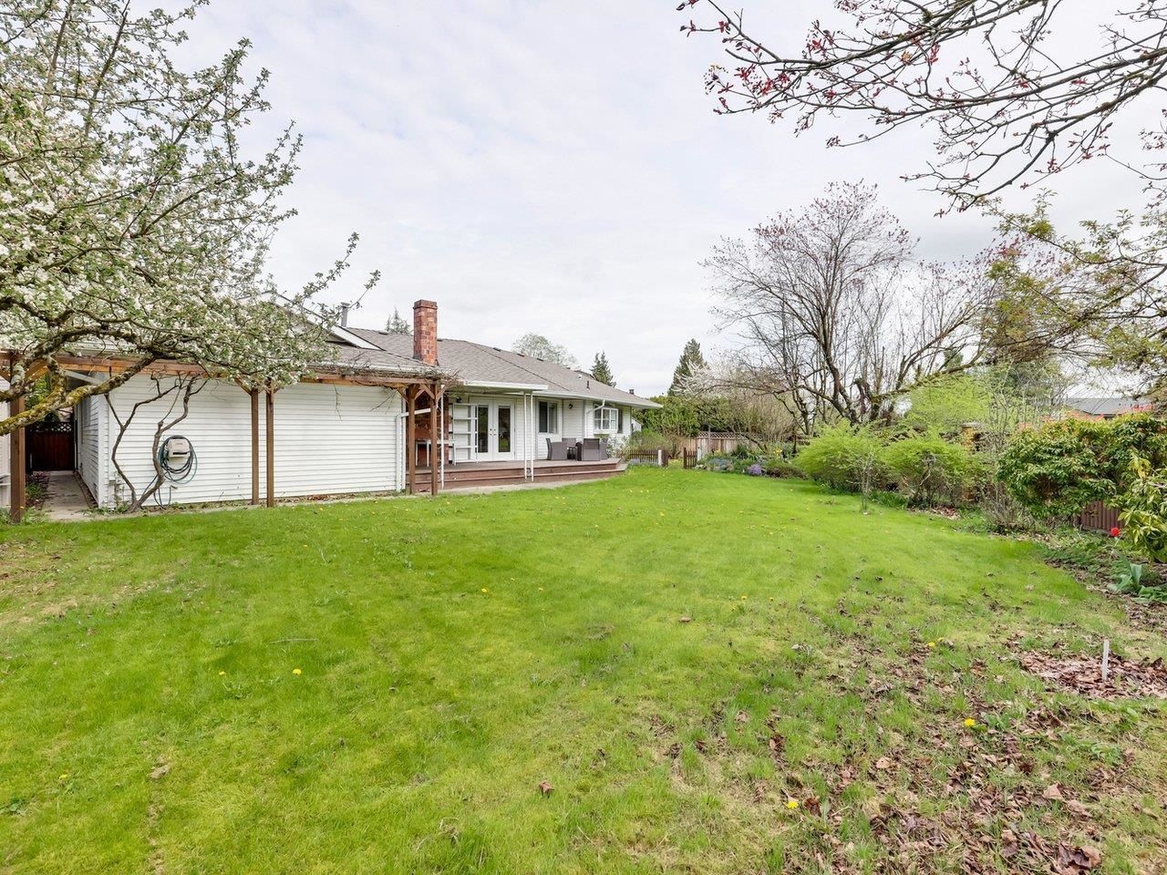 Listing Image 17