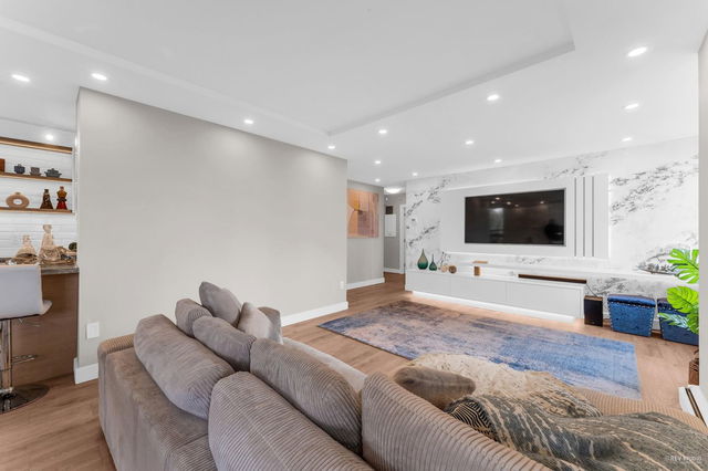 703 - 3737 Bartlett Court