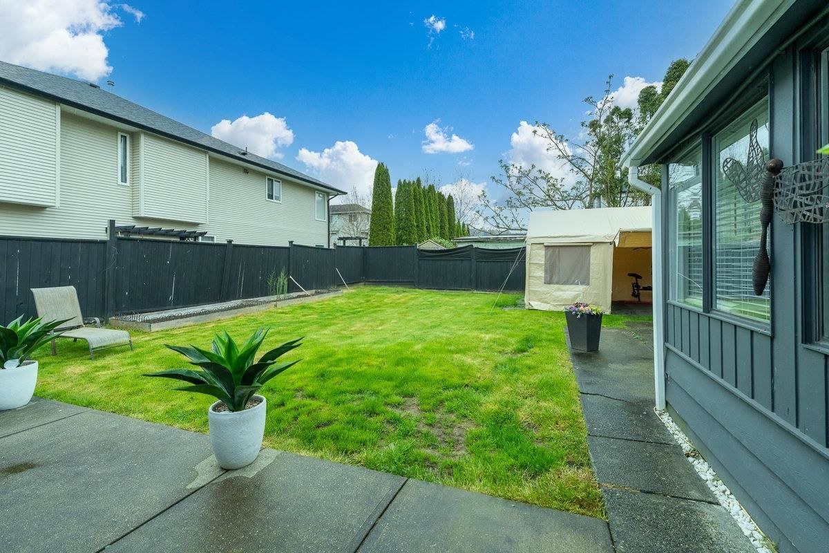 Listing Image 9