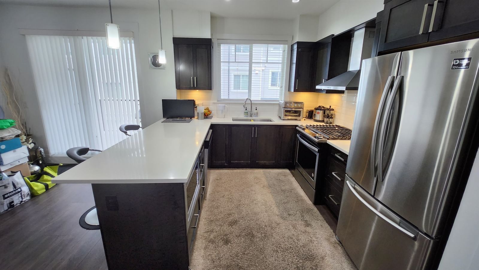 Listing Image 5
