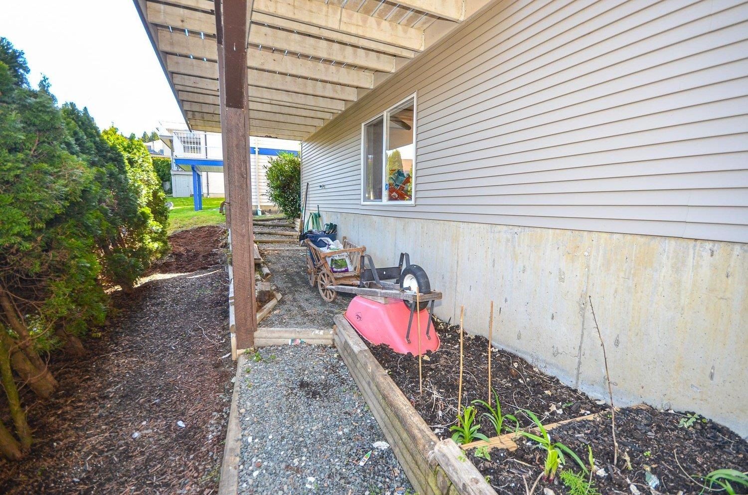 Listing Image 38