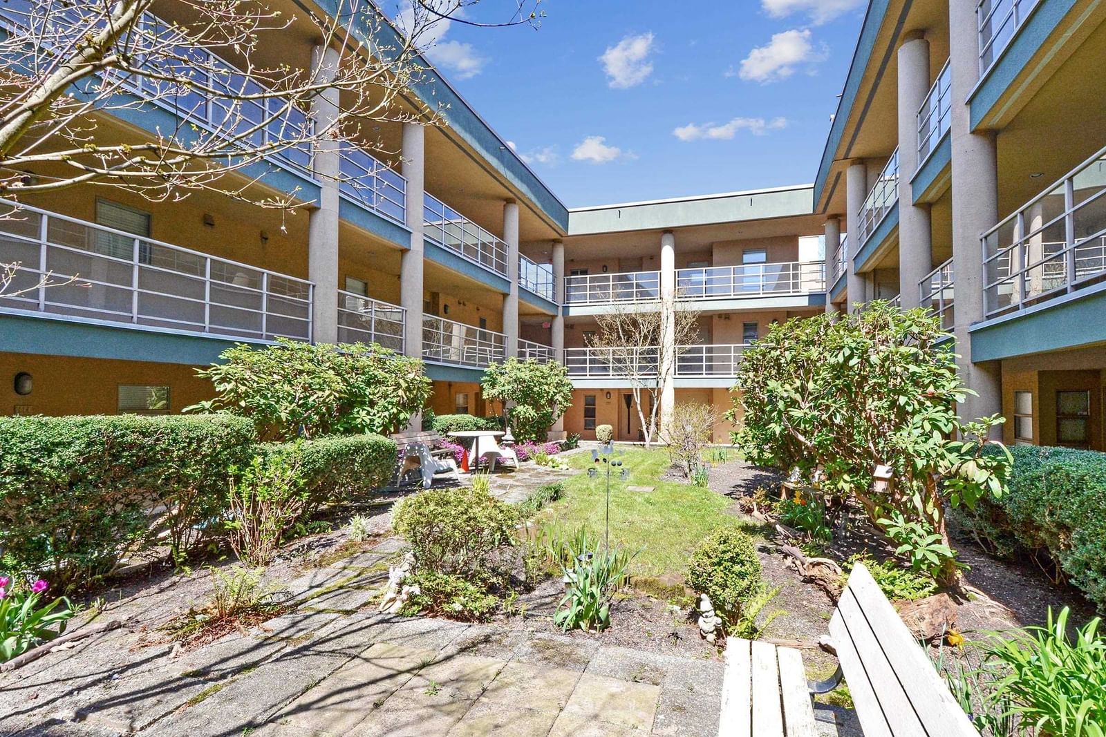 Listing Image 20