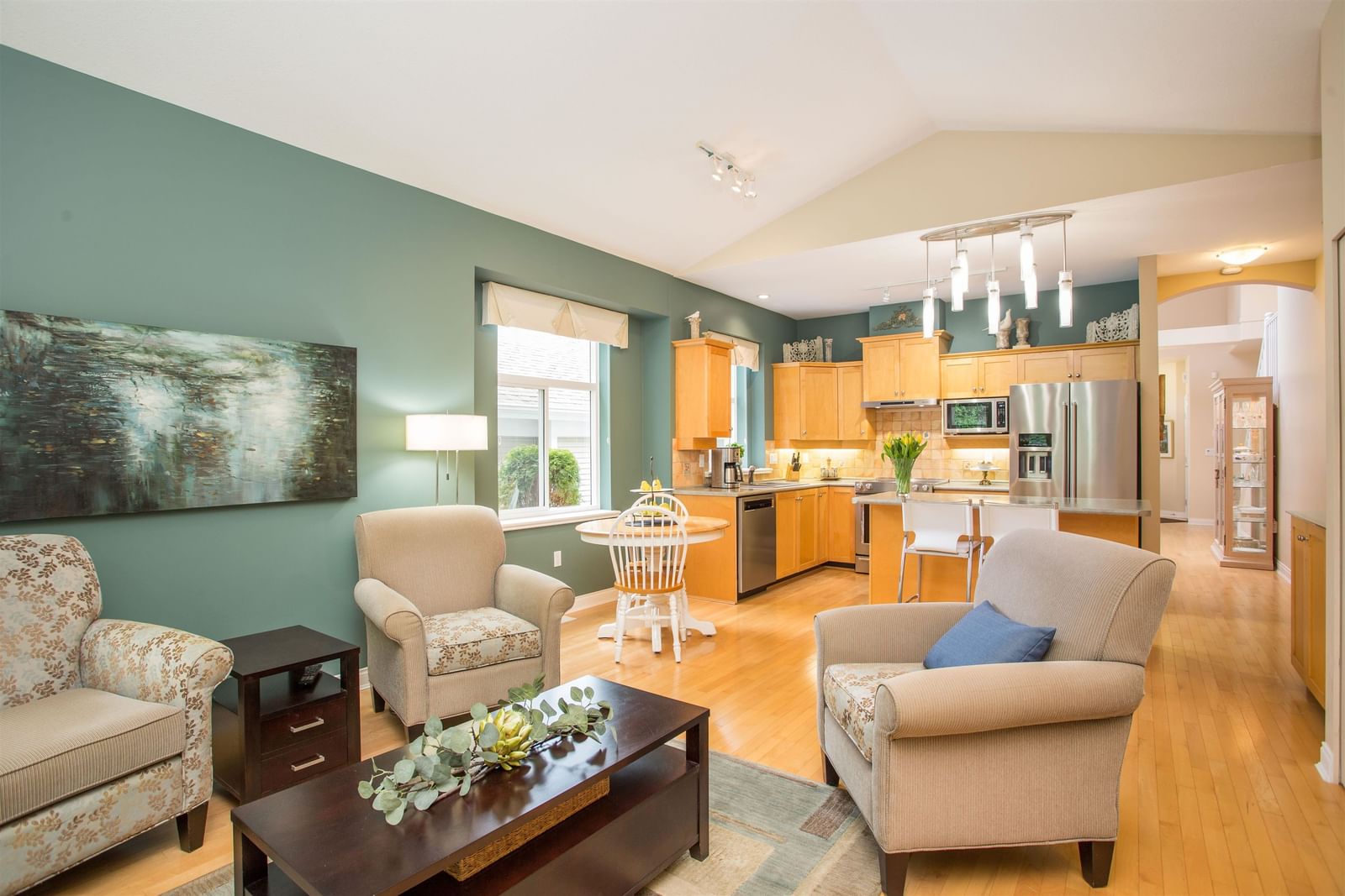 Listing Image 15