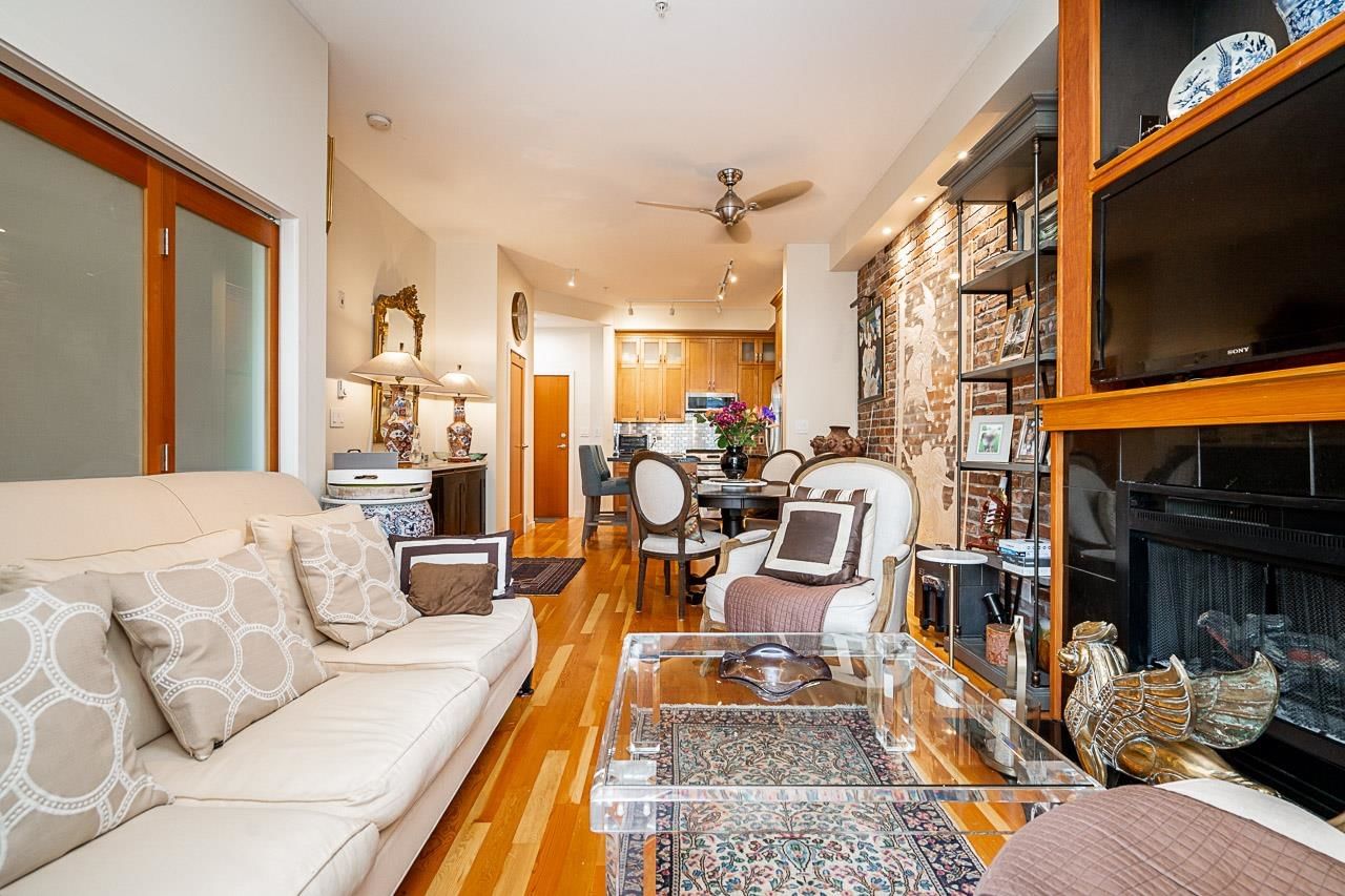 Listing Image 15
