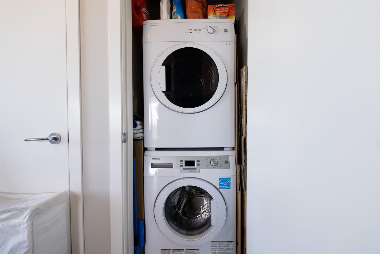 Listing Image 18