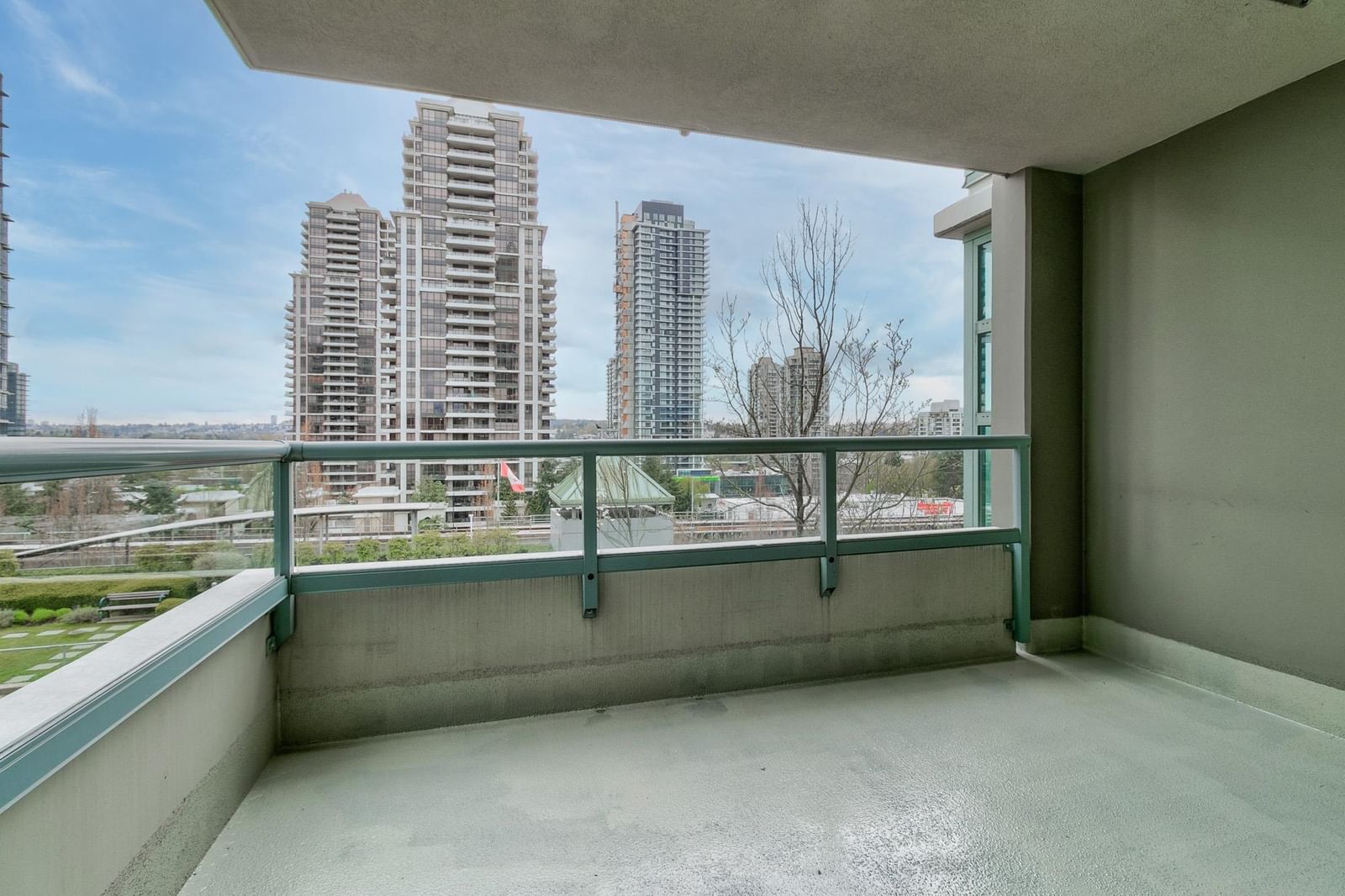 Listing Image 22