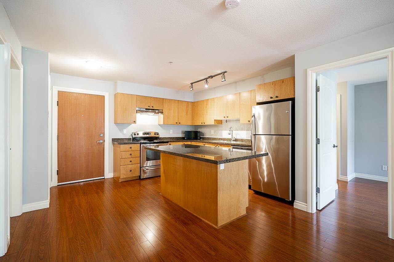 Listing Image 18