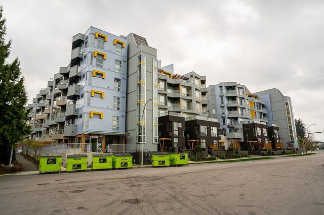 207 - 32838 Landeau Place