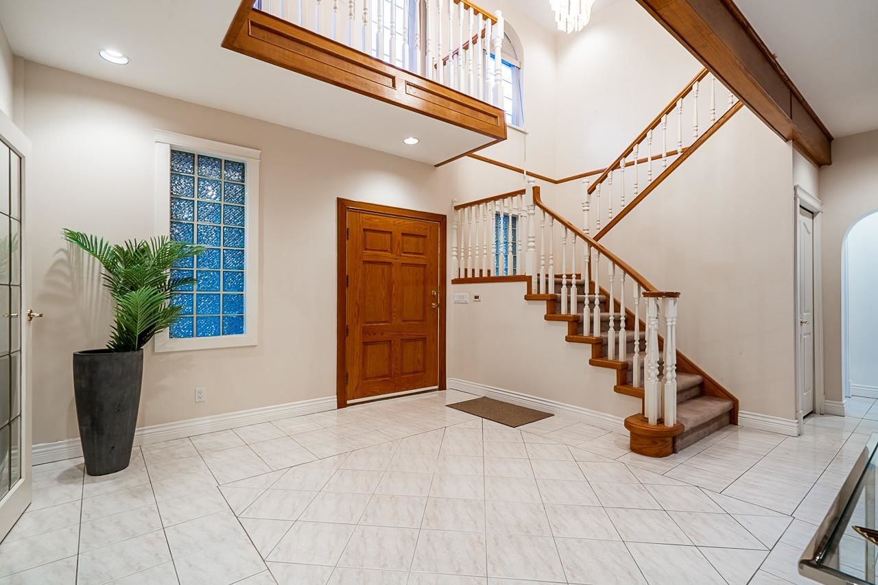 Listing Image 11