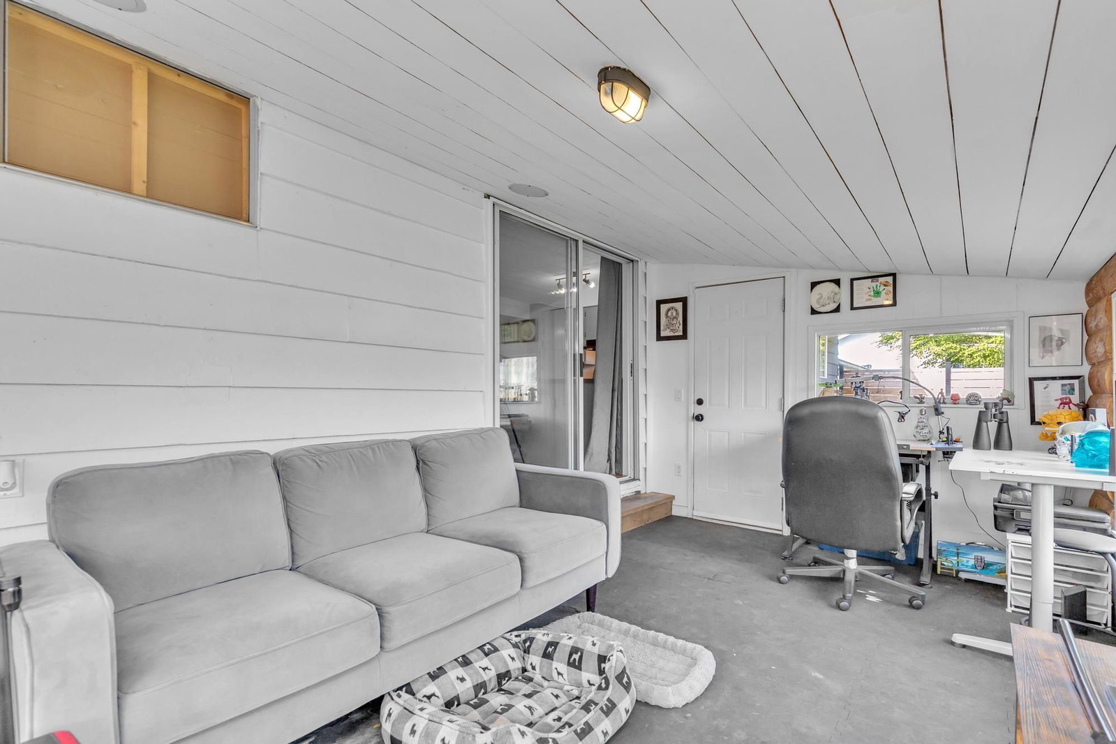 Listing Image 24