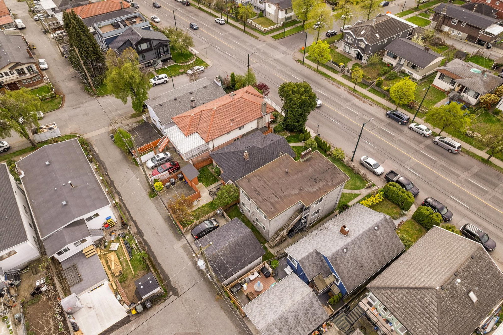 Listing Image 11