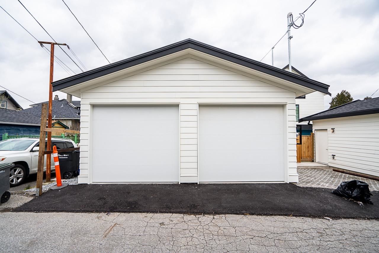 Listing Image 24