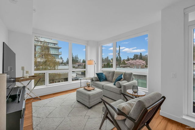 301 - 5058 Cambie Street