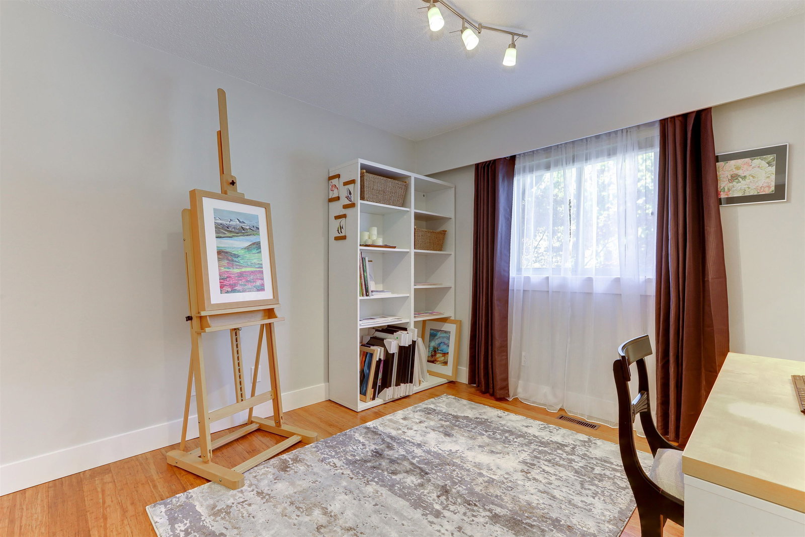 Listing Image 20