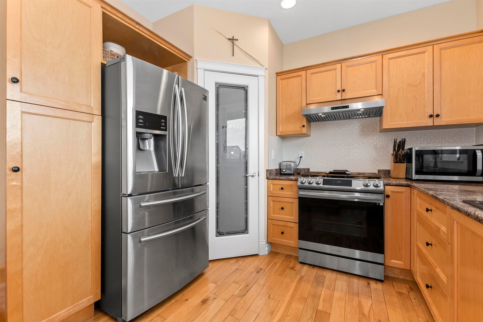 Listing Image 9
