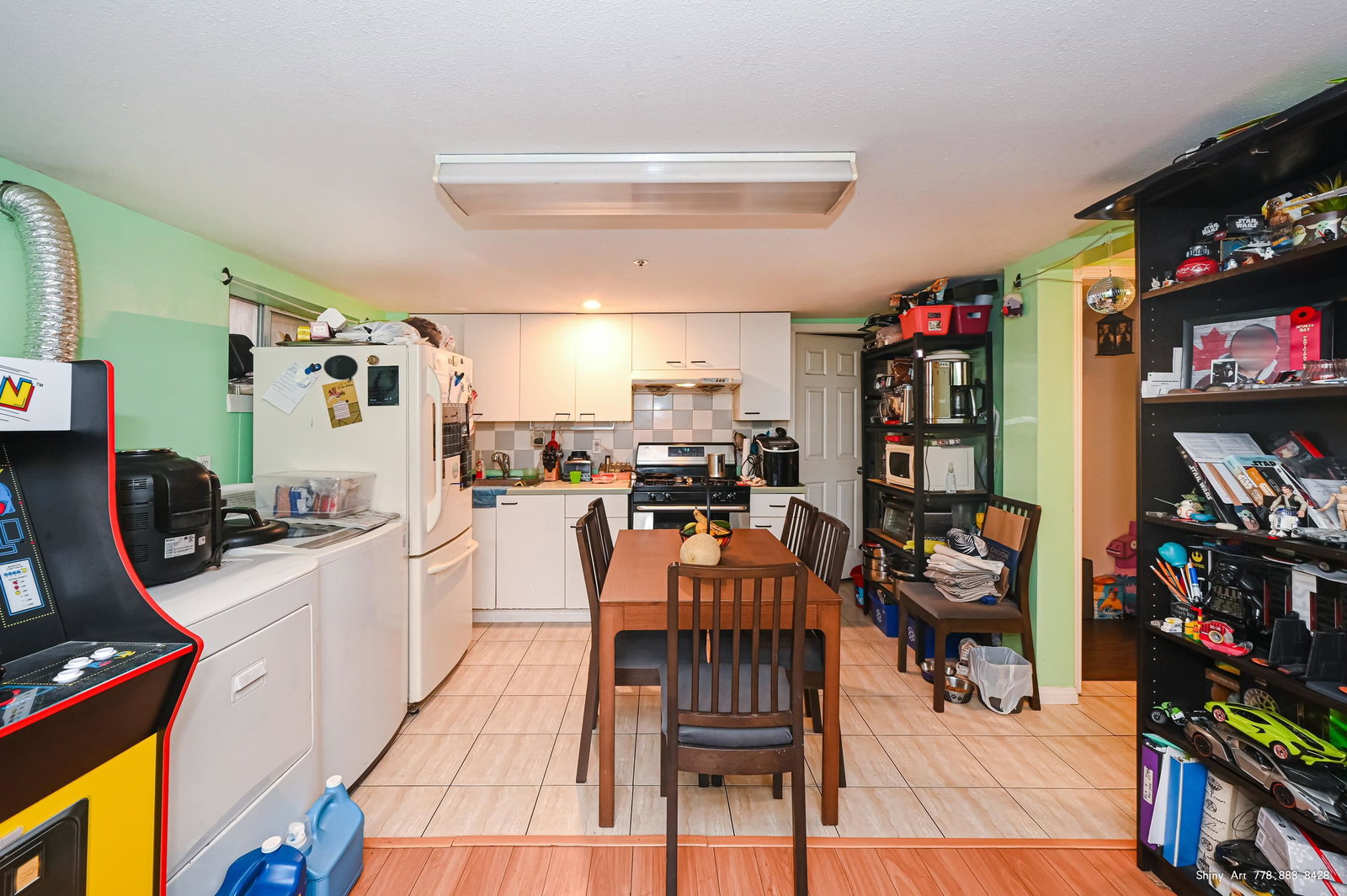 Listing Image 19