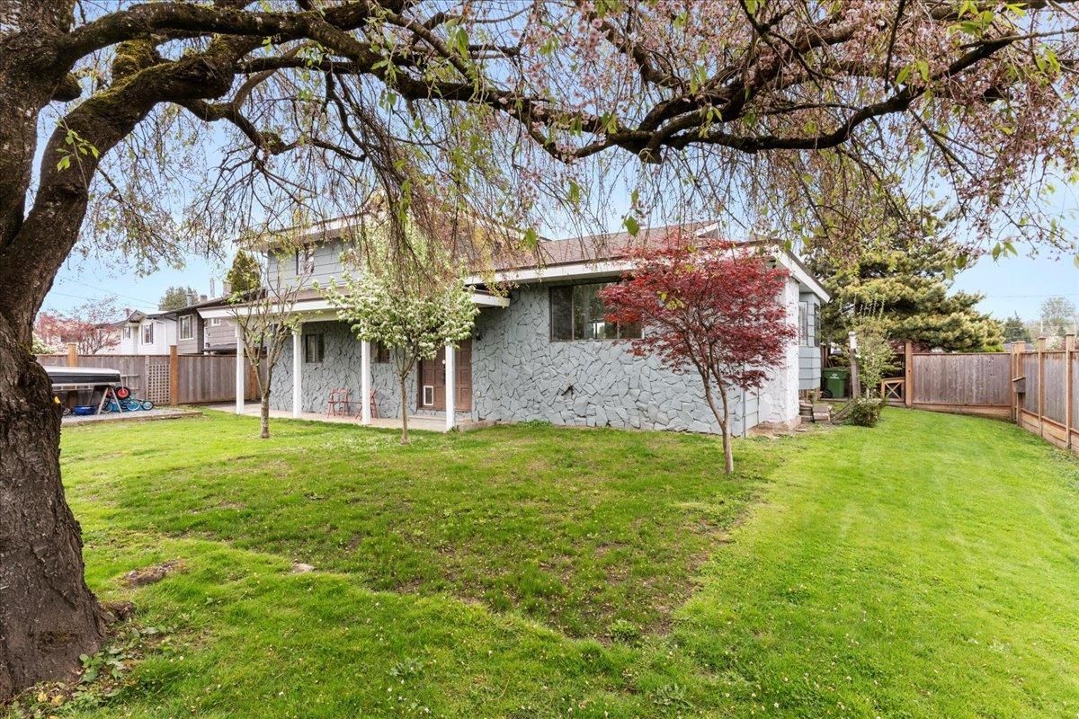 Listing Image 32