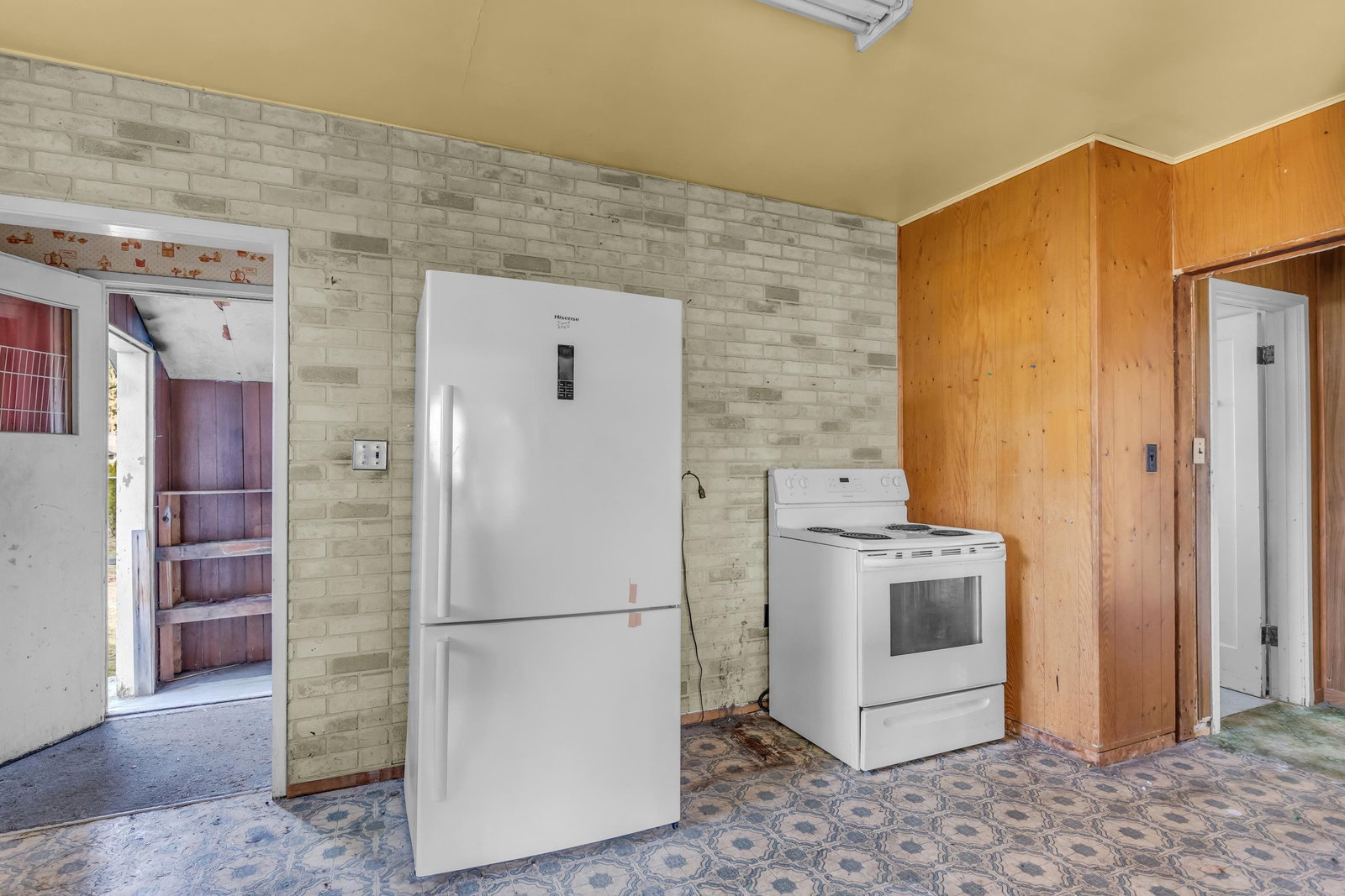 Listing Image 12