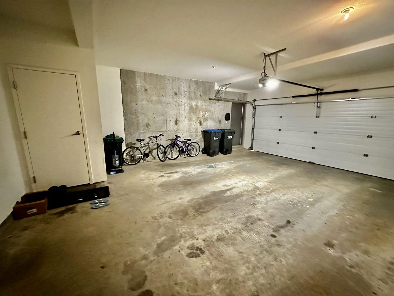 Listing Image 17