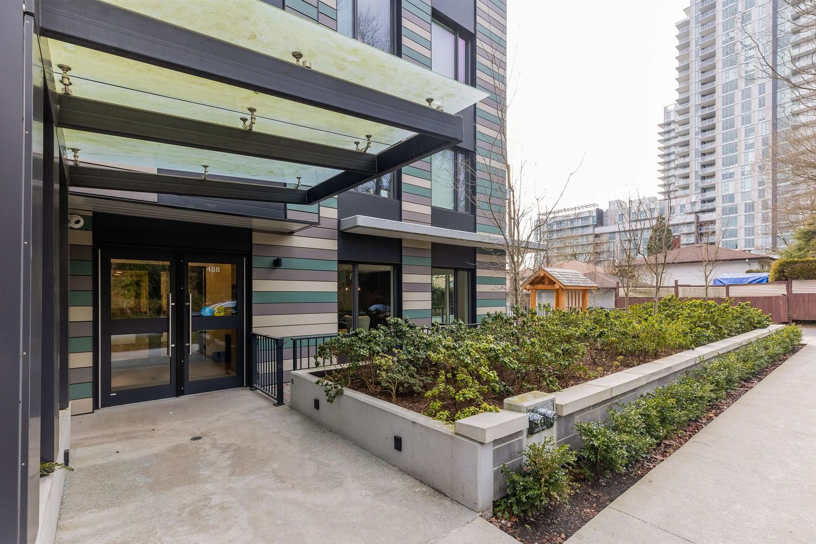Listing Image 22