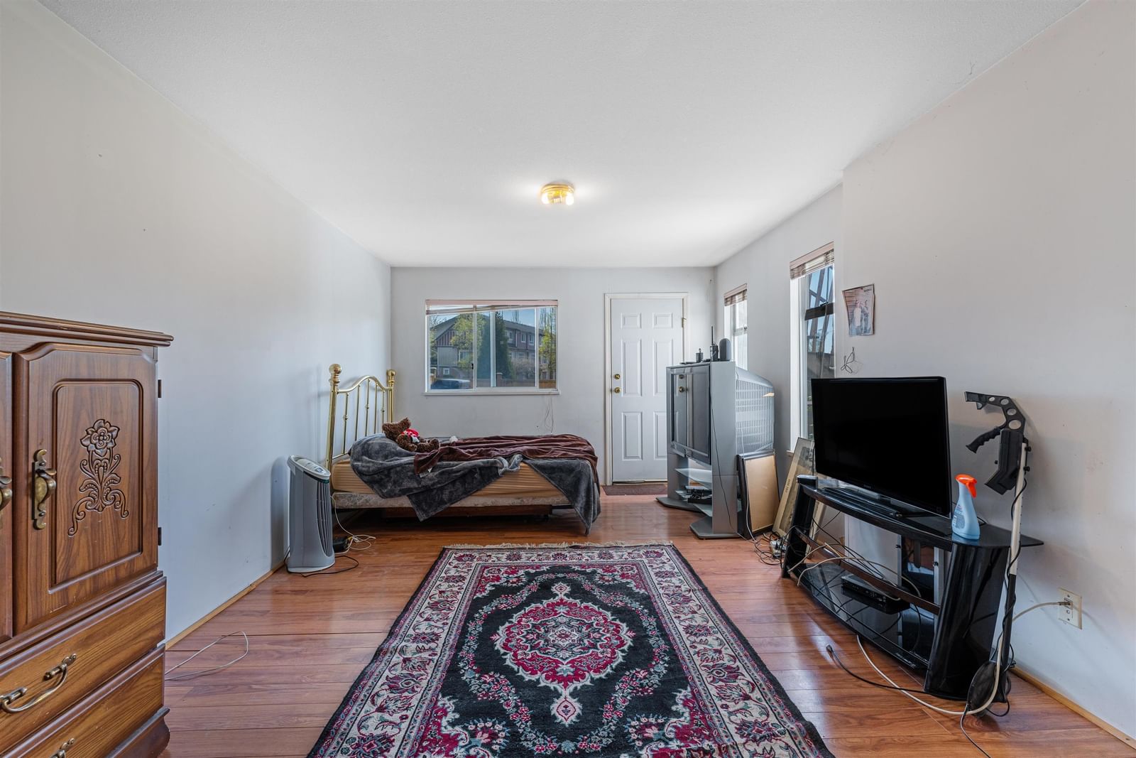 Listing Image 22