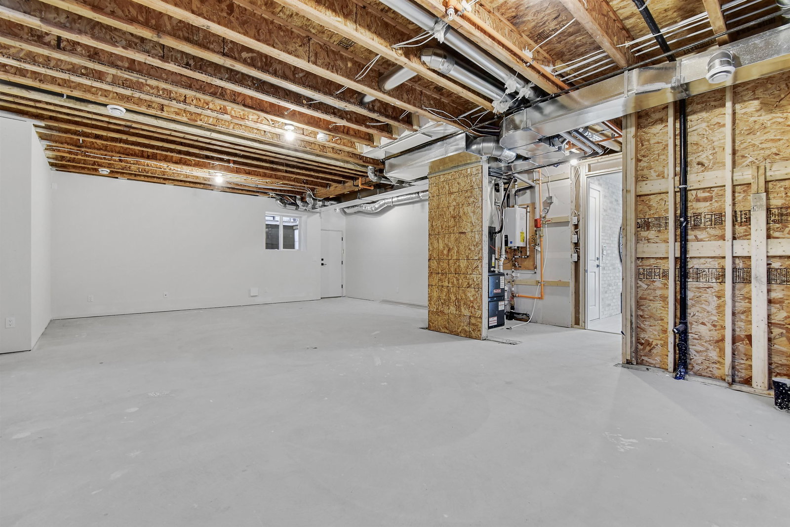 Listing Image 34