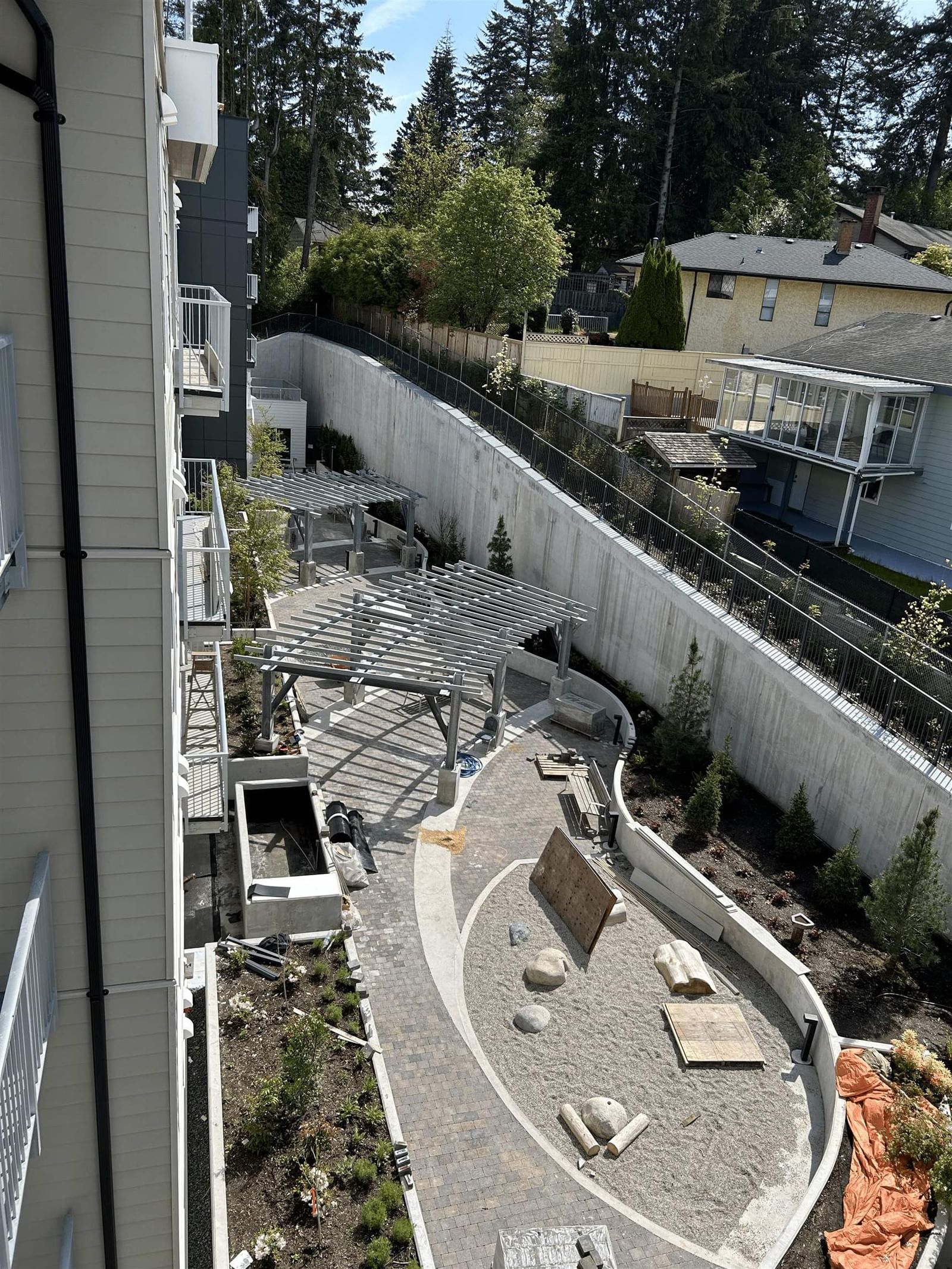 Listing Image 14