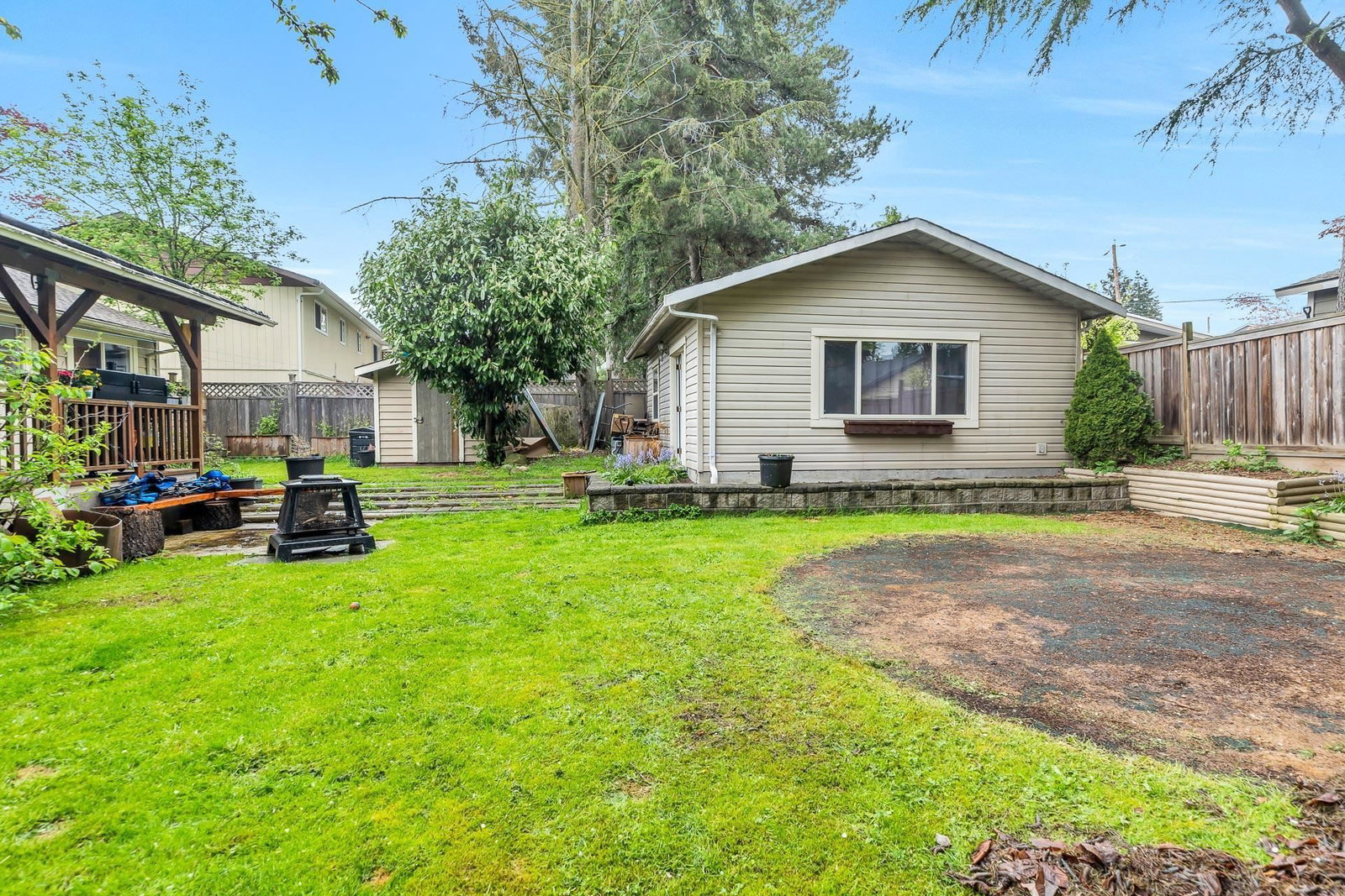 Listing Image 21