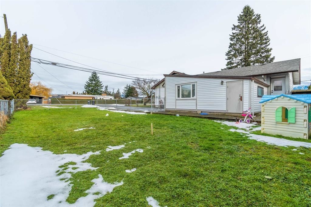 Listing Image 14