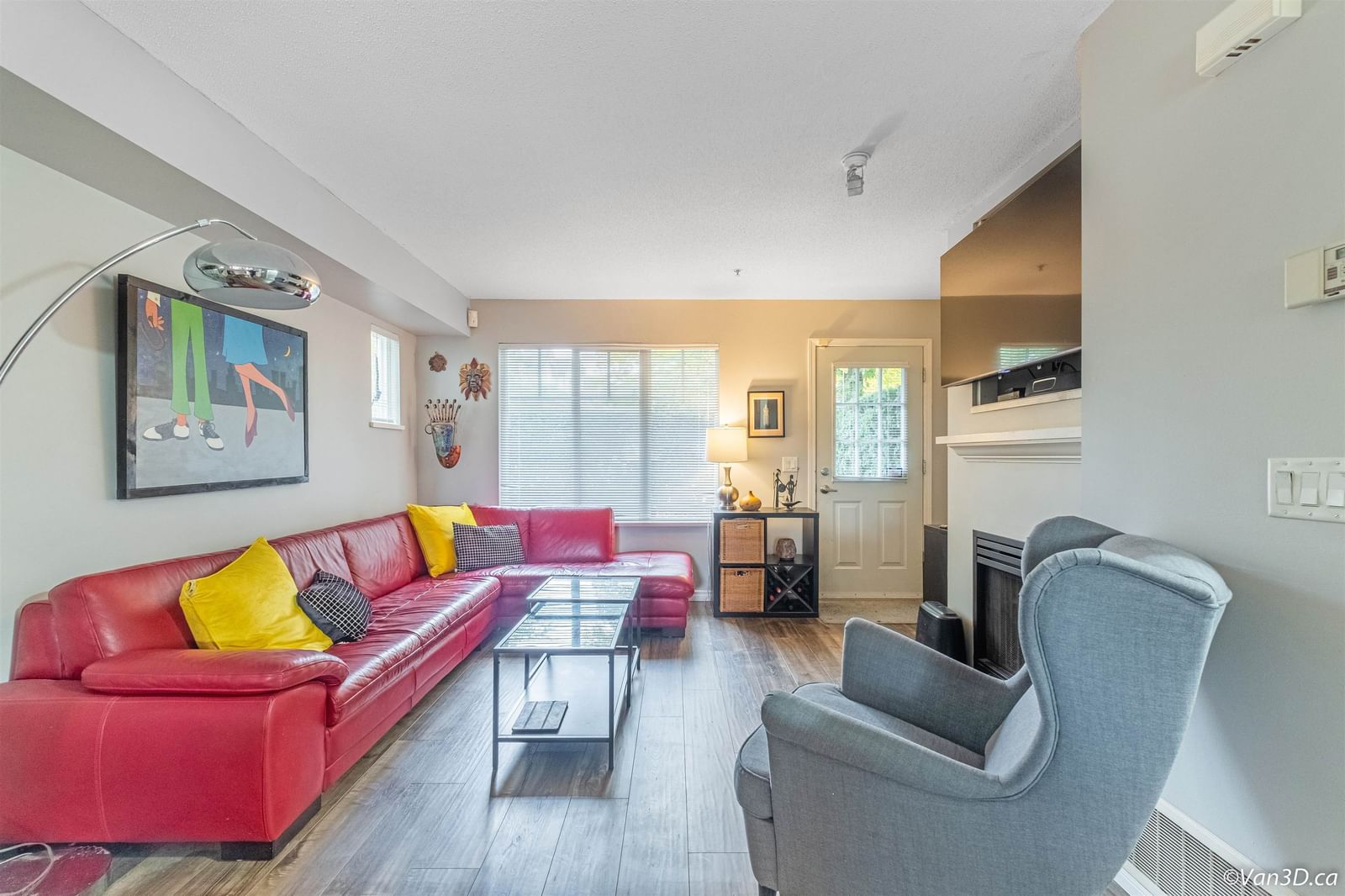 Listing Image 16