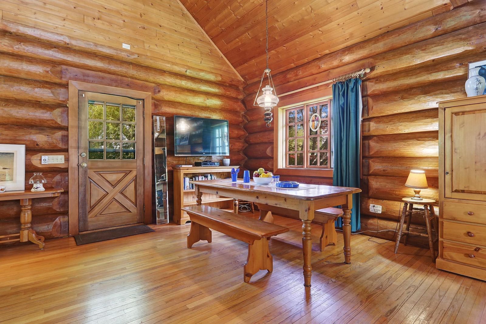 Listing Image 5