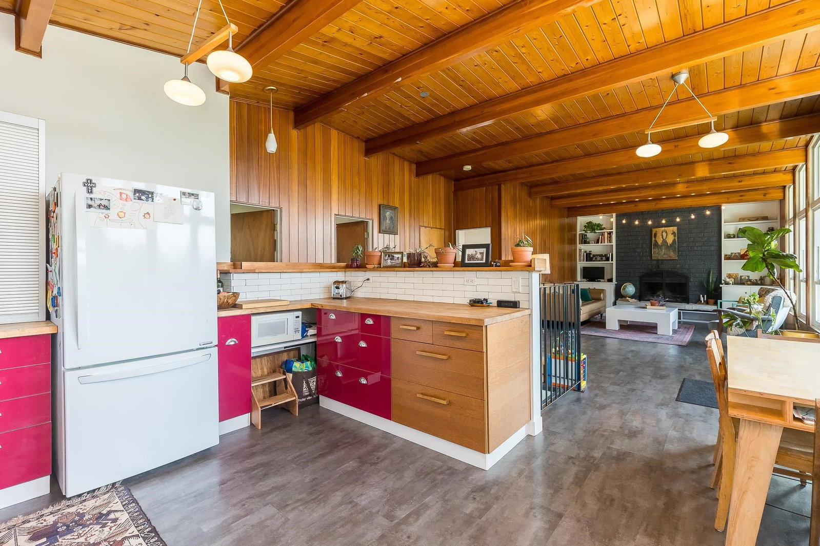 Listing Image 8