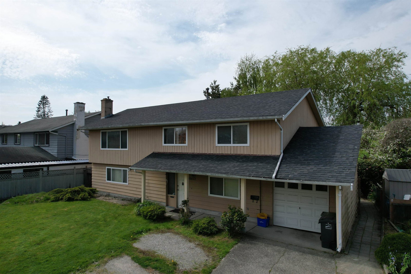 Listing Image 13