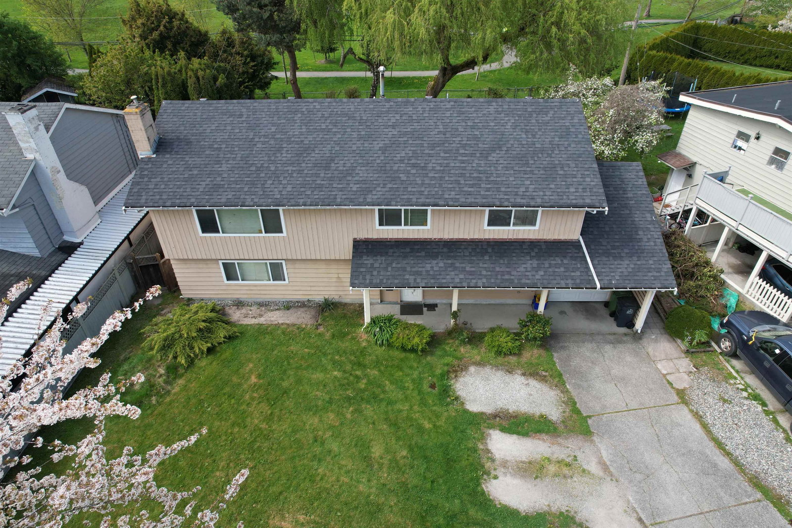 Listing Image 19