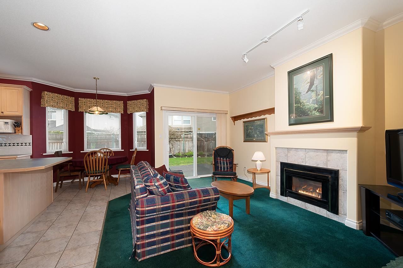 Listing Image 16