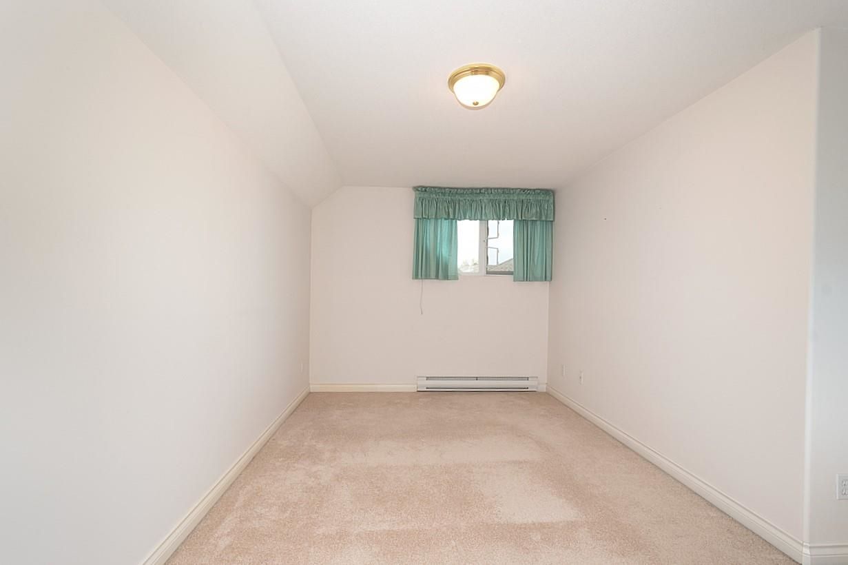 Listing Image 27