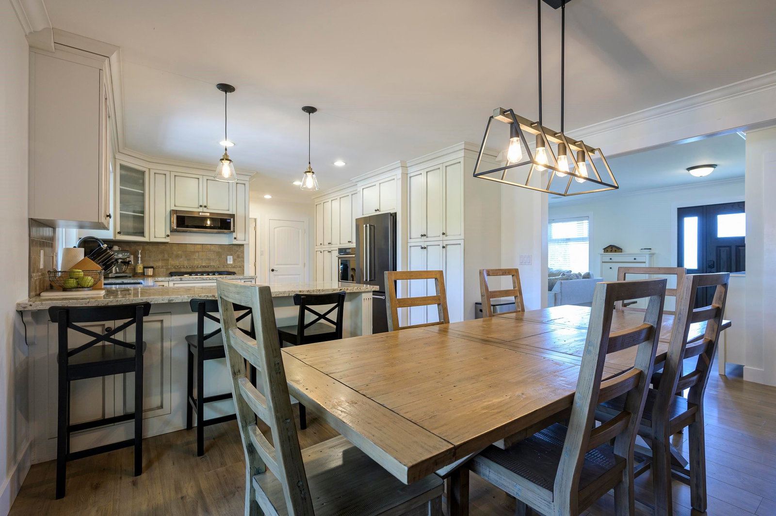 Listing Image 9