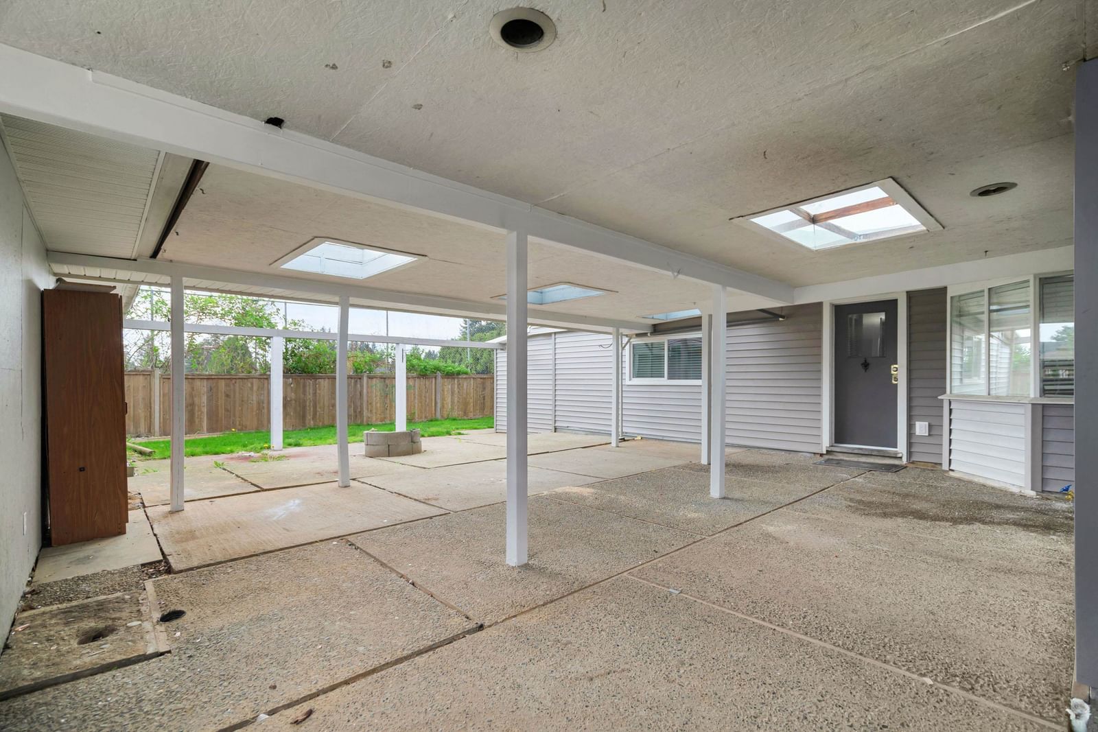 Listing Image 23