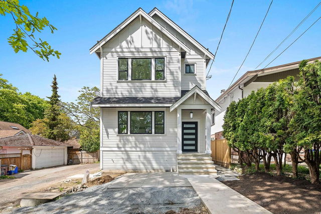 B - 1131 23rd Avenue