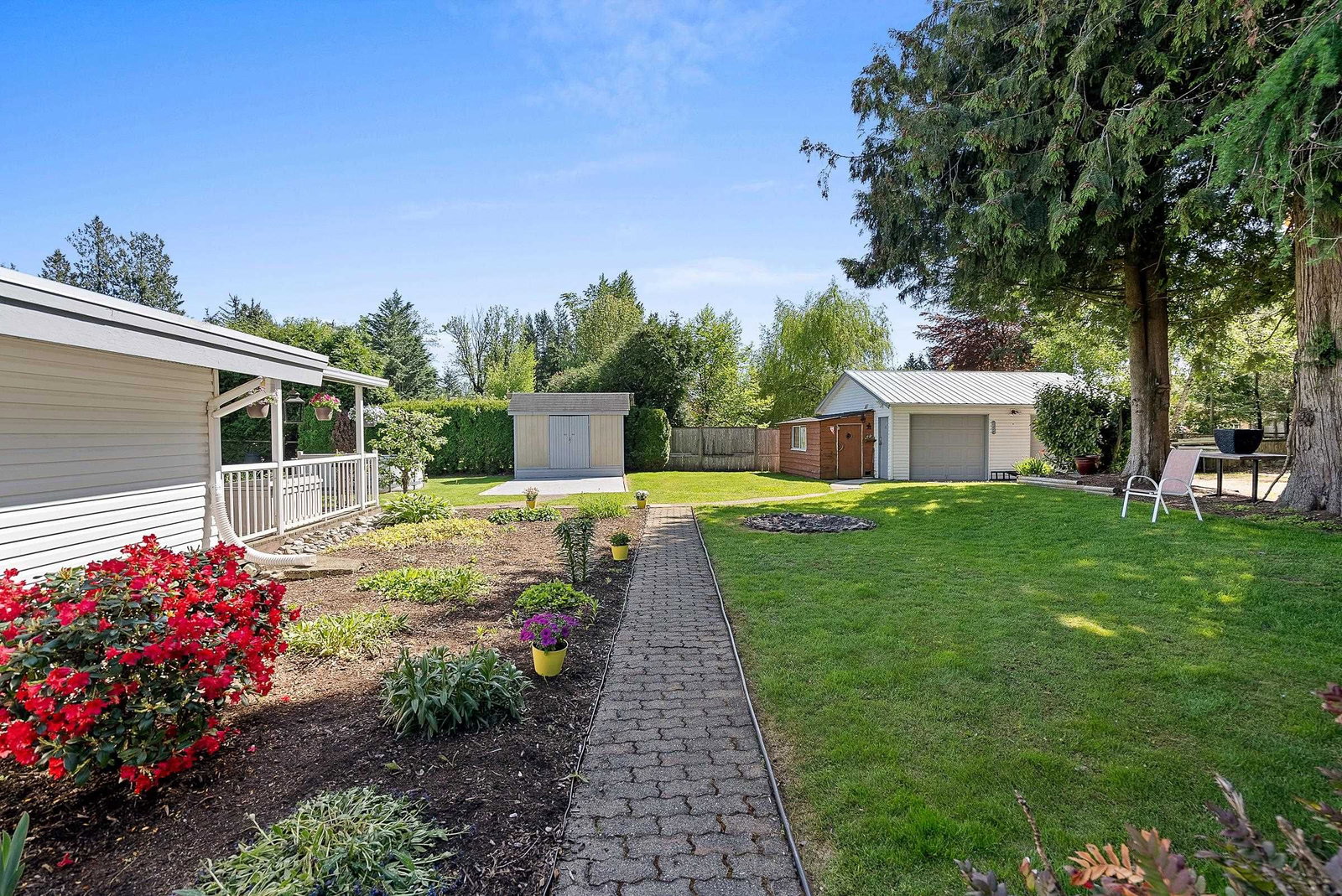 Listing Image 11