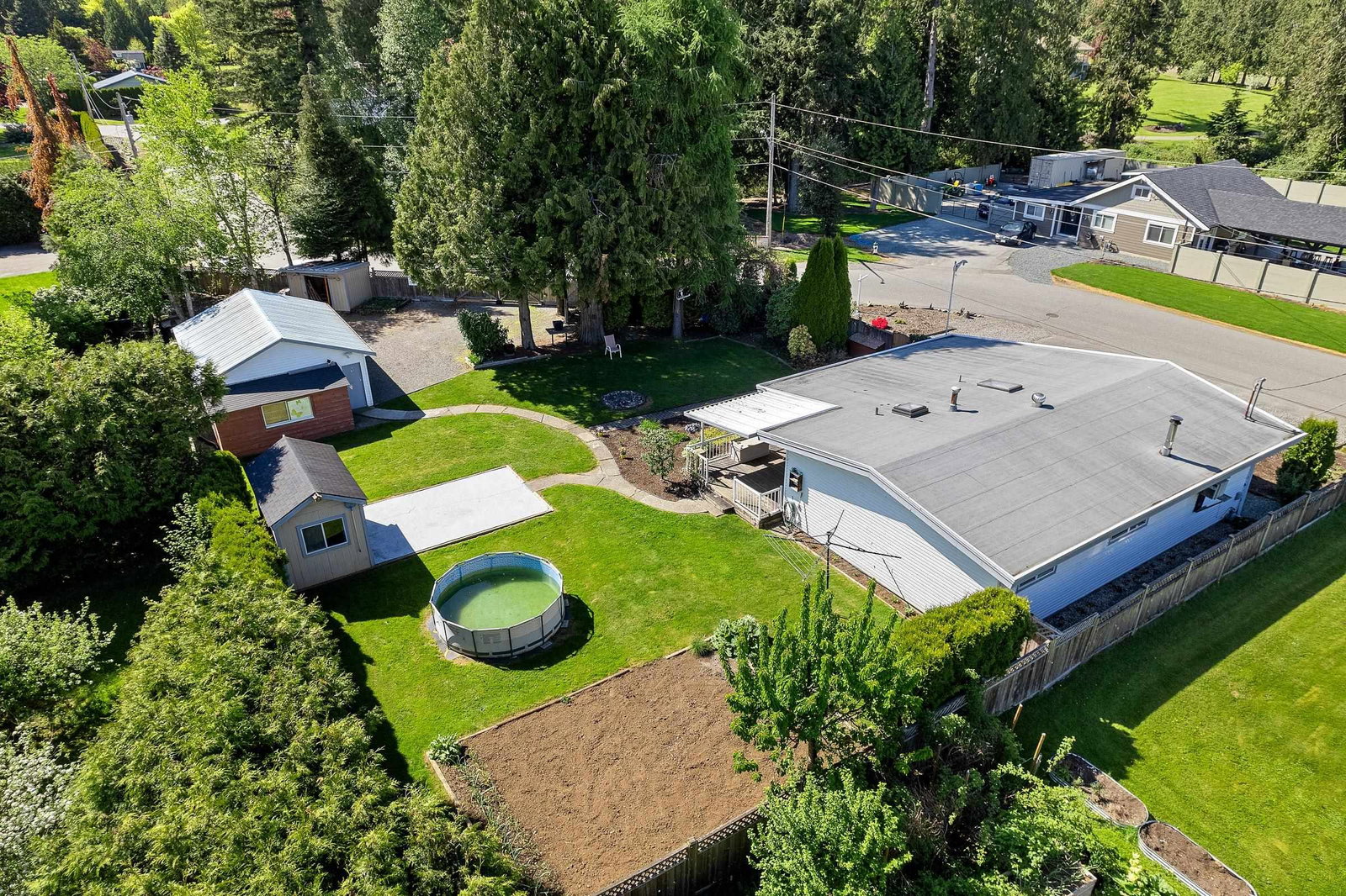 Listing Image 6