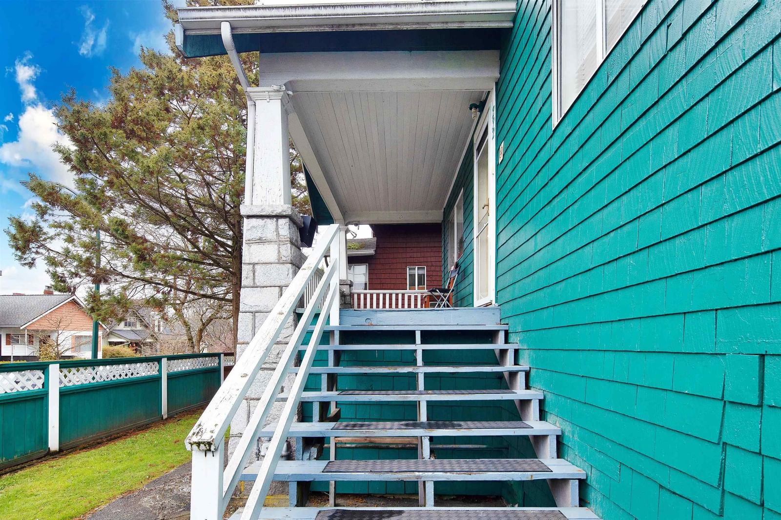 Listing Image 5