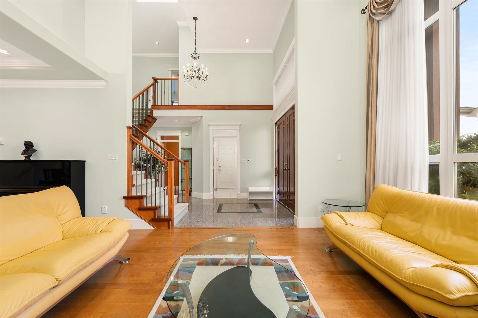 Listing Image 8