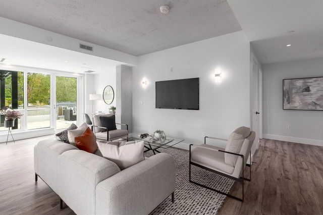 402 - 5118 Cambie Street