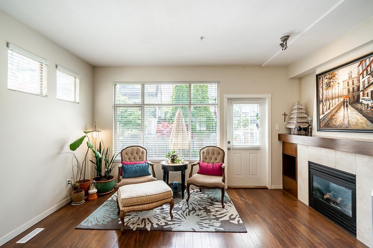 Listing Image 9