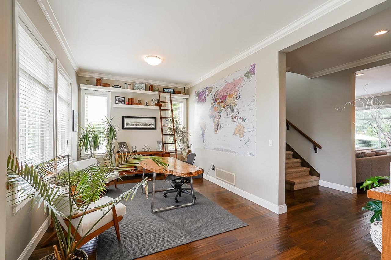 Listing Image 16
